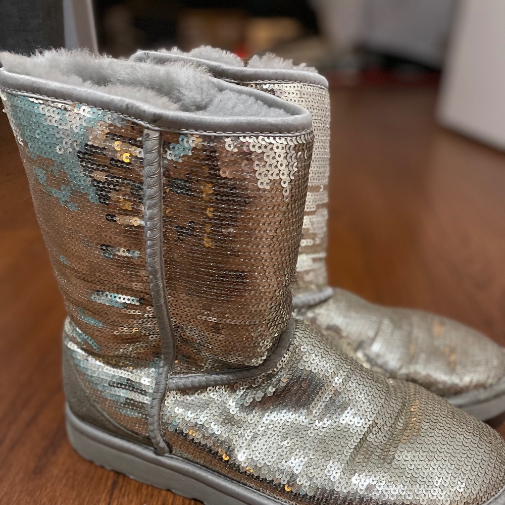 UGG boot ankle height size 11 silver sequin